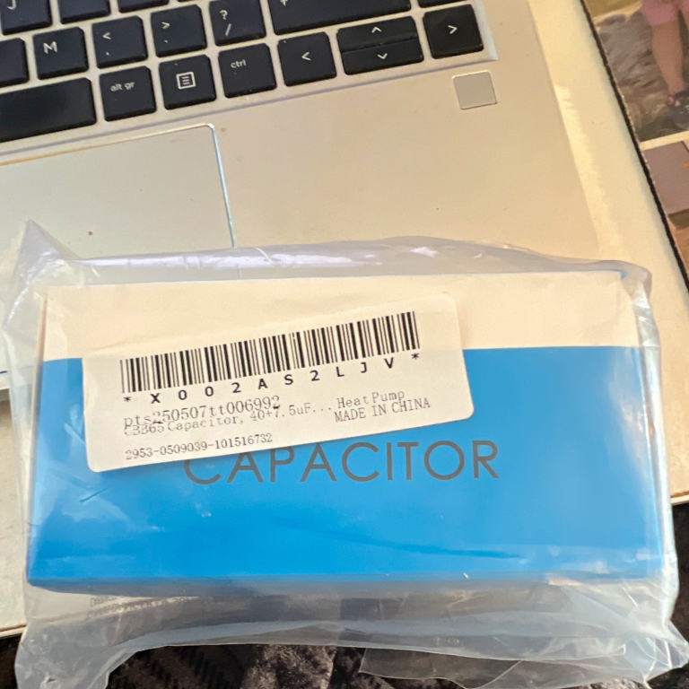 Motor Run Capacitor 40+7.5µF 370-440VAC Aluminium Electrolytic Chassis Mount