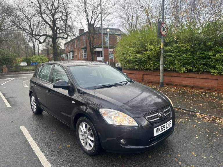 Kia, CEED, automatic Hatchback, 2009, Other, 1582 (cc), 5 doors