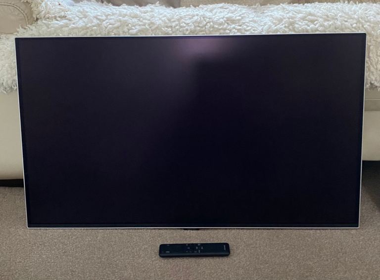 Samsung Odyssey G8 32” 4K 240Hz QD‑OLED Monitor – Open but Brand New