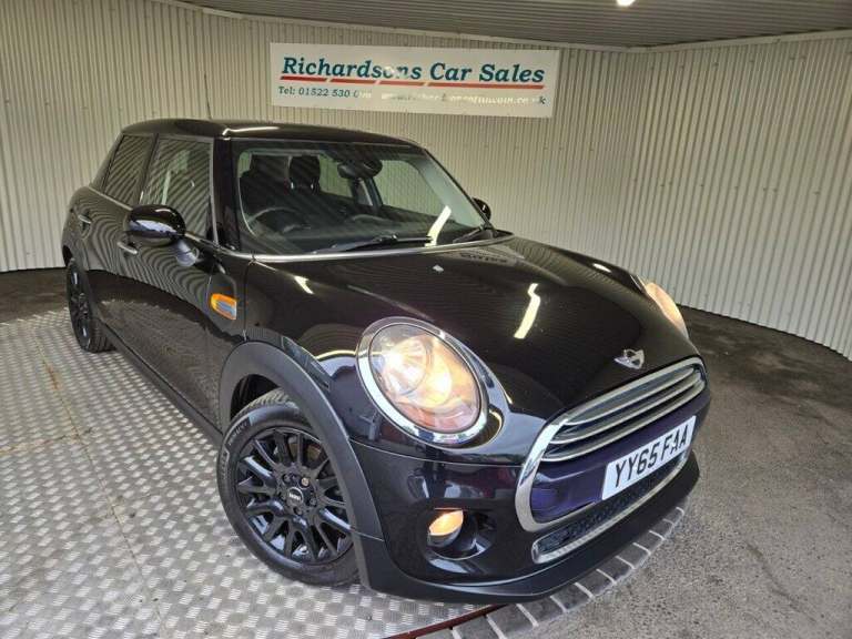 2015 MINI Hatch 1.5 Cooper Hatchback 5dr Petrol Manual Euro 6 (s/s) (136 ps) Hatchback Petrol Manual