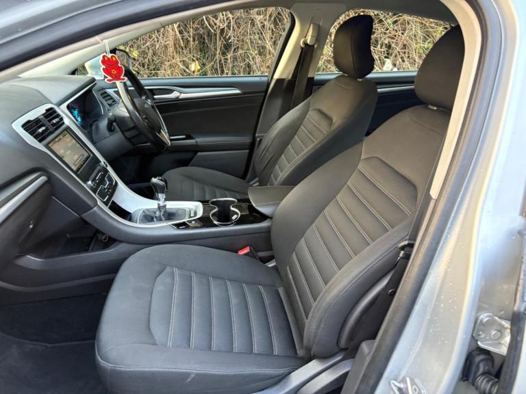 2015 Ford Mondeo 2.0 TDCi ECOnetic Zetec Euro 6 (s/s) 5dr Diesel