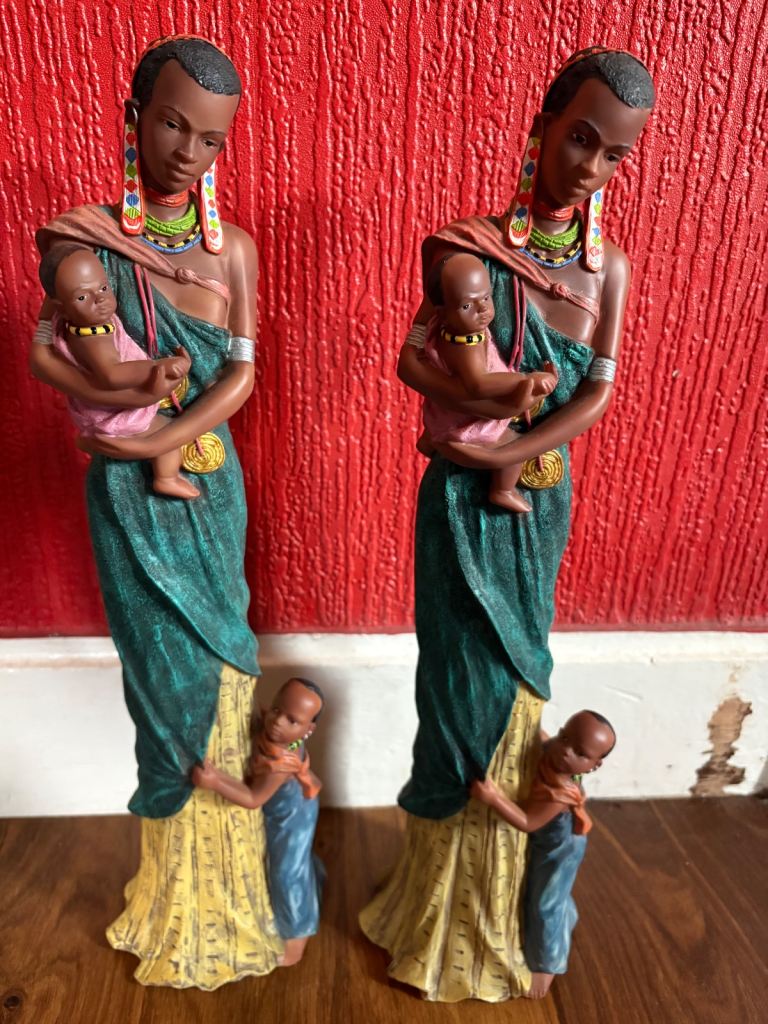 Mother and child  statues