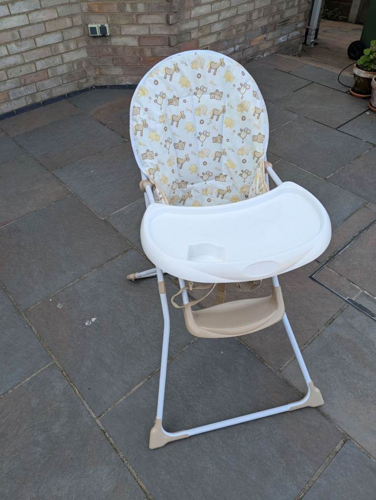 Highchair  – (Fire Safety Compliant)