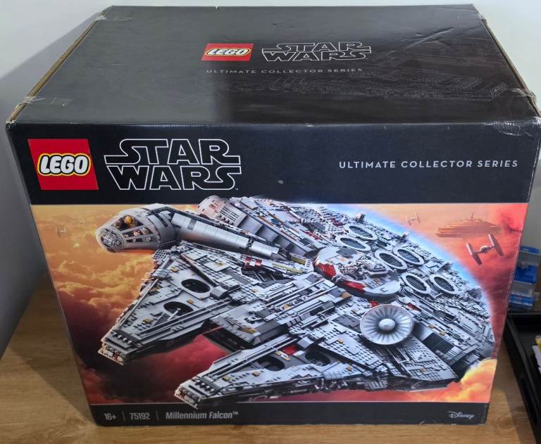 LEGO Millennium Falcon UCS 75192
