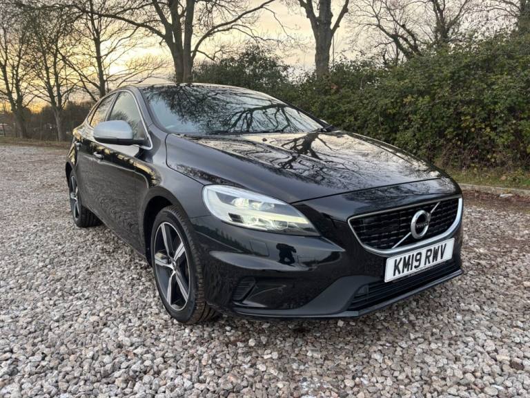2019 Volvo V40 2.0 D3 R-Design Edition Hatchback 5dr Diesel Auto Euro 6 (s/s) (150 ps) Hatchback ...
