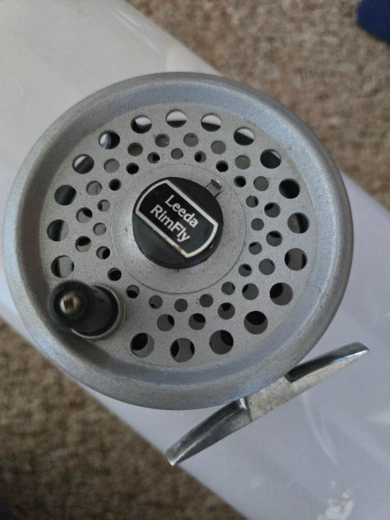 Fishing reel