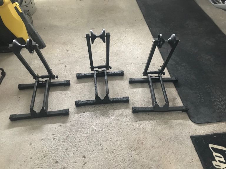 Bike floor parking stand 