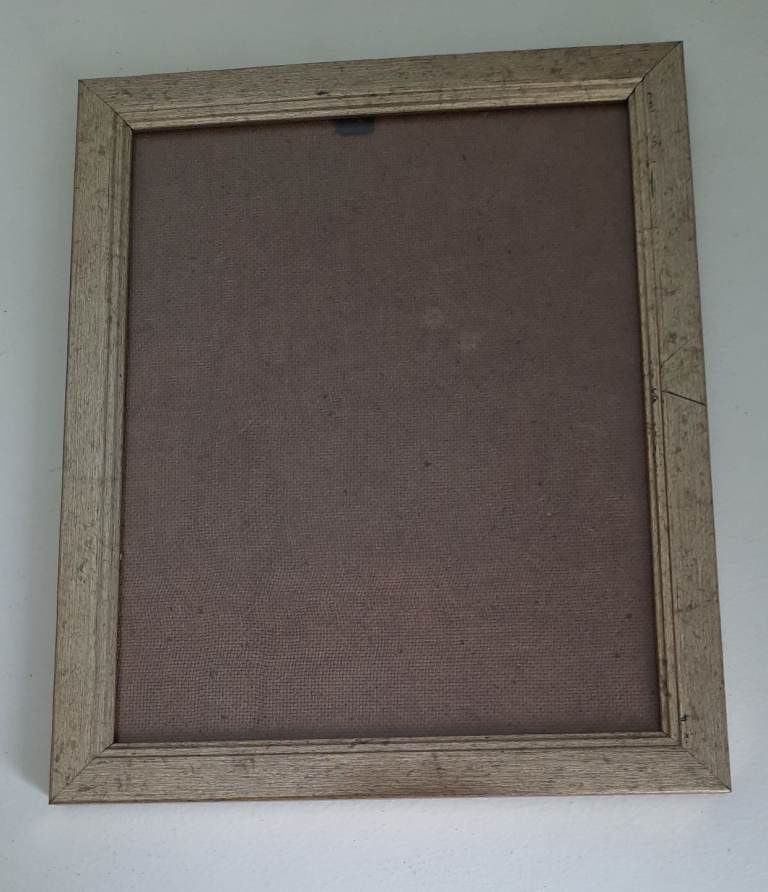 Photo / Picture Frame Antique Gold Vintage Style Holds 10x8 Print Hang Wall Art