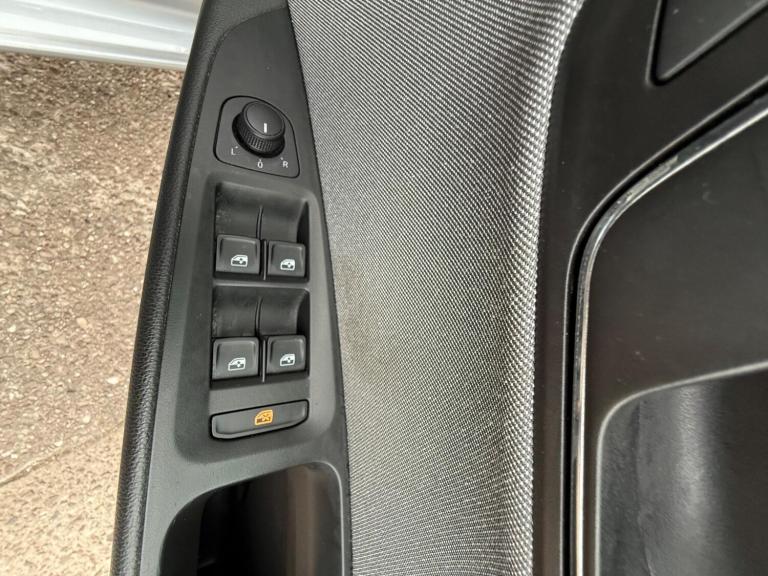 2019 SEAT Leon 1.6 TDI SE Euro 6 (s/s) 5dr ESTATE Diesel Manual