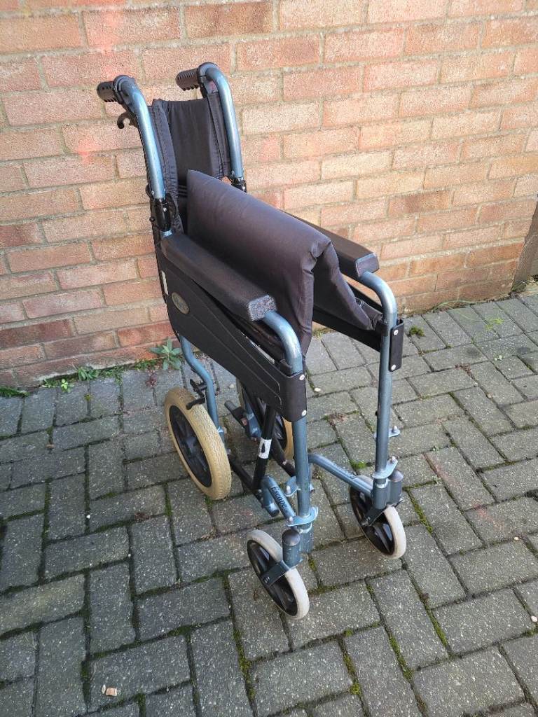 Escape Lite foldable wheelchair for sale