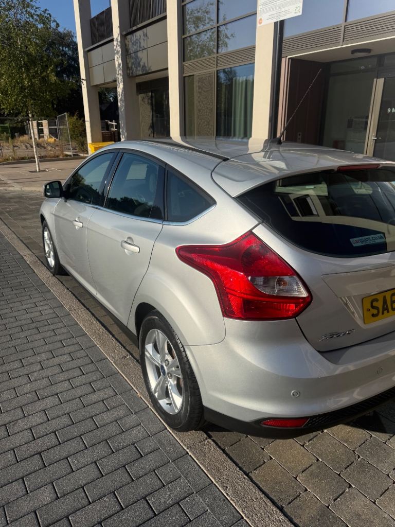 Ford, FOCUS, Hatchback, 2012, Manual, 998 (cc), 5 doors