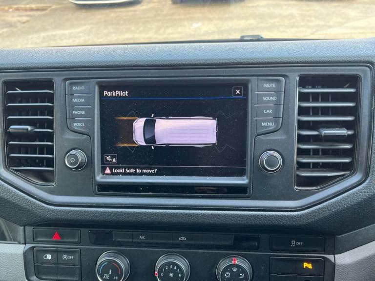 2019 Volkswagen Crafter 2.0 TDI CR35 Trendline Panel Van 5dr Diesel Manual FWD MWB Euro 6 (s/s) (...