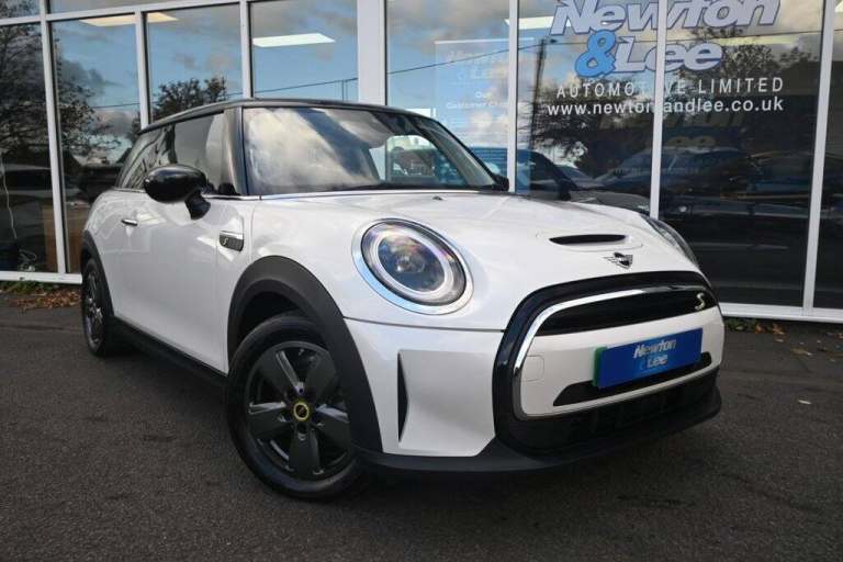 2023 MINI Electric Hatch Cooper SE 32.6kWh Level 1 Hatchback 3dr Electric Auto (184 ps) Hatchback...