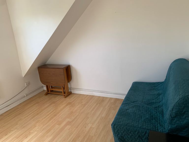 East Croydon one bedroom flat 