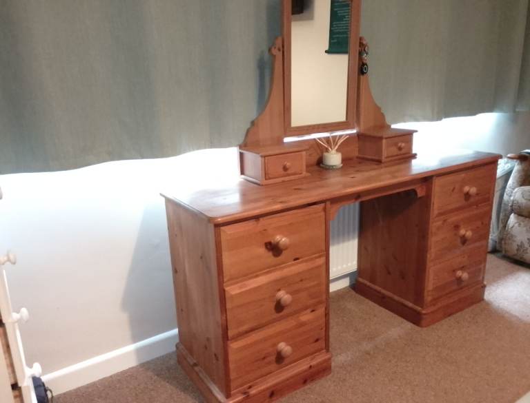 Solid Pine Dressing table with swivel mirror. 