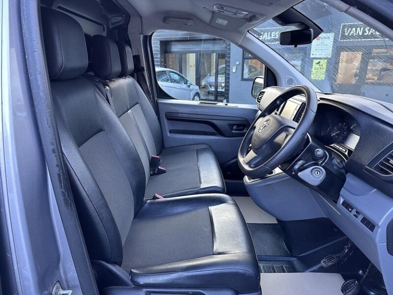 2020 Vauxhall Vivaro Turbo D 3100 Dynamic L2H1 Euro 6 120ps 2020 Panel Van Diesel Manual