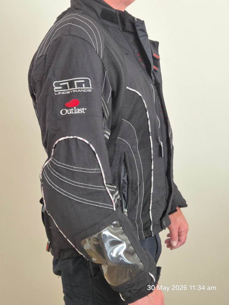 Motorcycle Jacket Lindstrands STR Waterproof + Richa Thermal Liner - Size 42