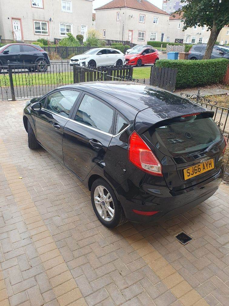 Ford, FIESTA, Hatchback, 2016, Manual, 1498 (cc), 5 doors