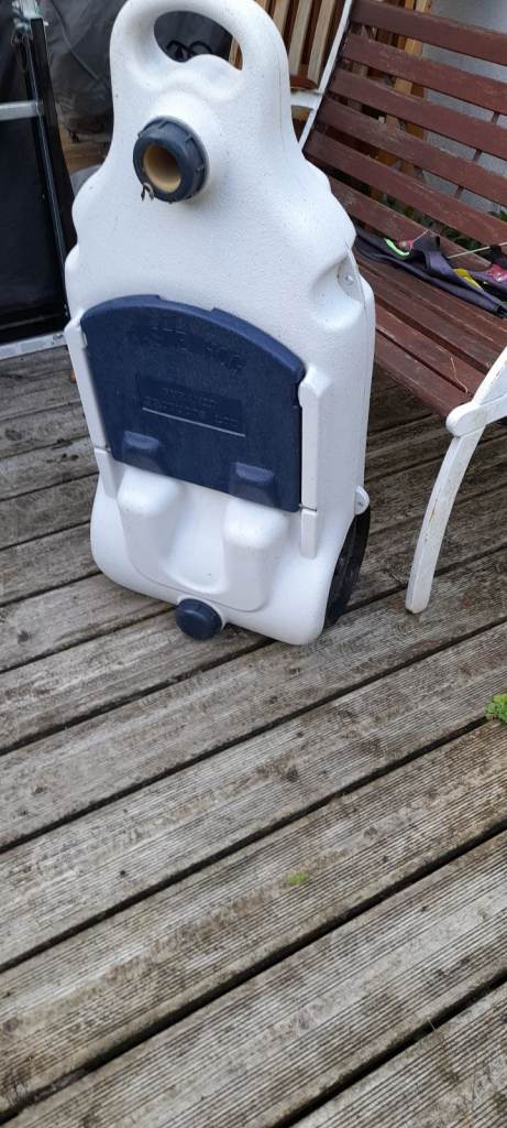 Caravan waste container