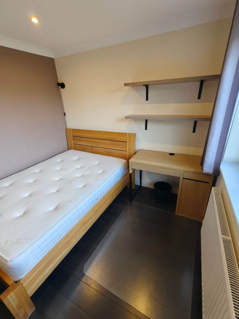 Bright Double Room in Gated Development