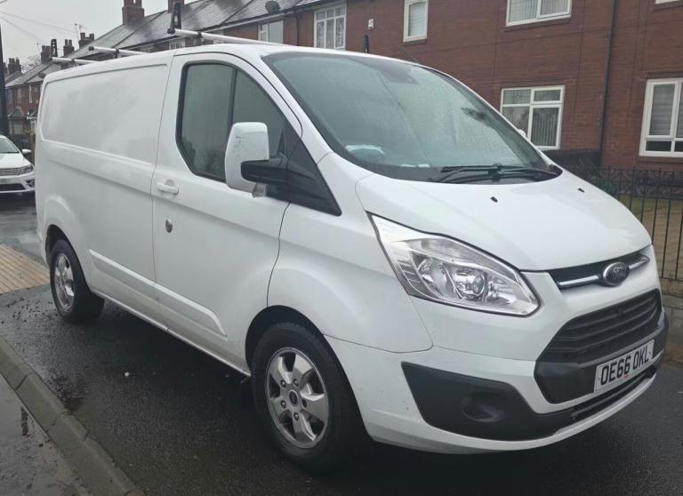 2017 Ford Transit Custom 2.0 TDCi 130ps Low Roof Limited Van PANEL VAN Diesel Manual