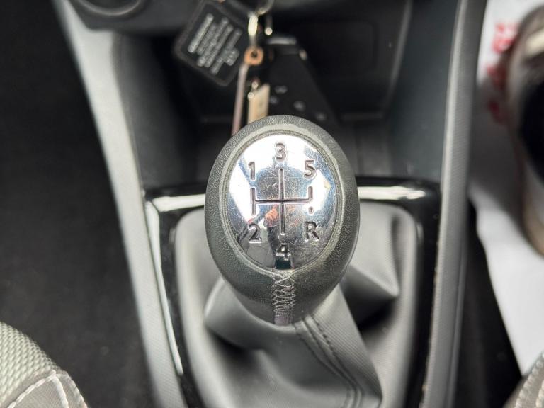 2014 Renault Clio 1.2 16V Dynamique MediaNav 5dr HATCHBACK PETROL Manual