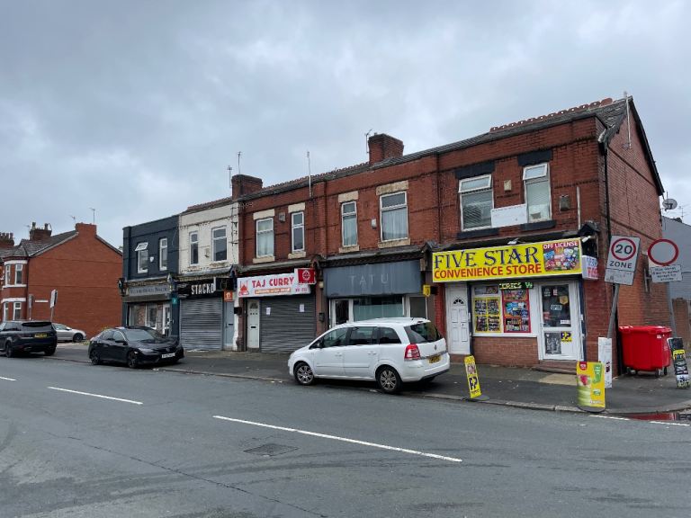 Aesthetic Clinic/ massage/ beauty/office space.