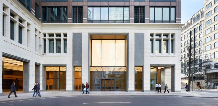 London - E14 4QZ \ Serviced Office with 2 Desks