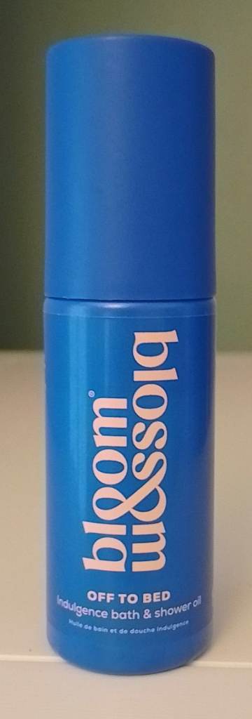 NEW BLOOM & BLOSSOM SHOWER OIL ( RETAILS FOR £22 )