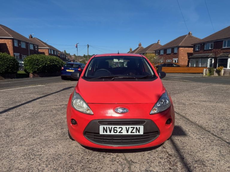 Ford, KA, Hatchback, 2013, Manual, 1242 (cc), 3 doors