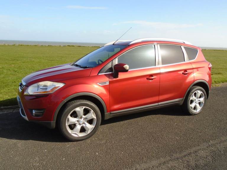 FORD KUGA  TITAINIUM  2.0 TDCI  (Top spec)  Rare colour- Hpi clear