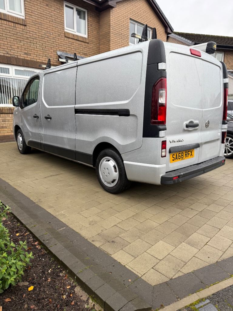 Vauxhall, VIVARO, Panel Van, 2018, Manual, 1598 (cc)