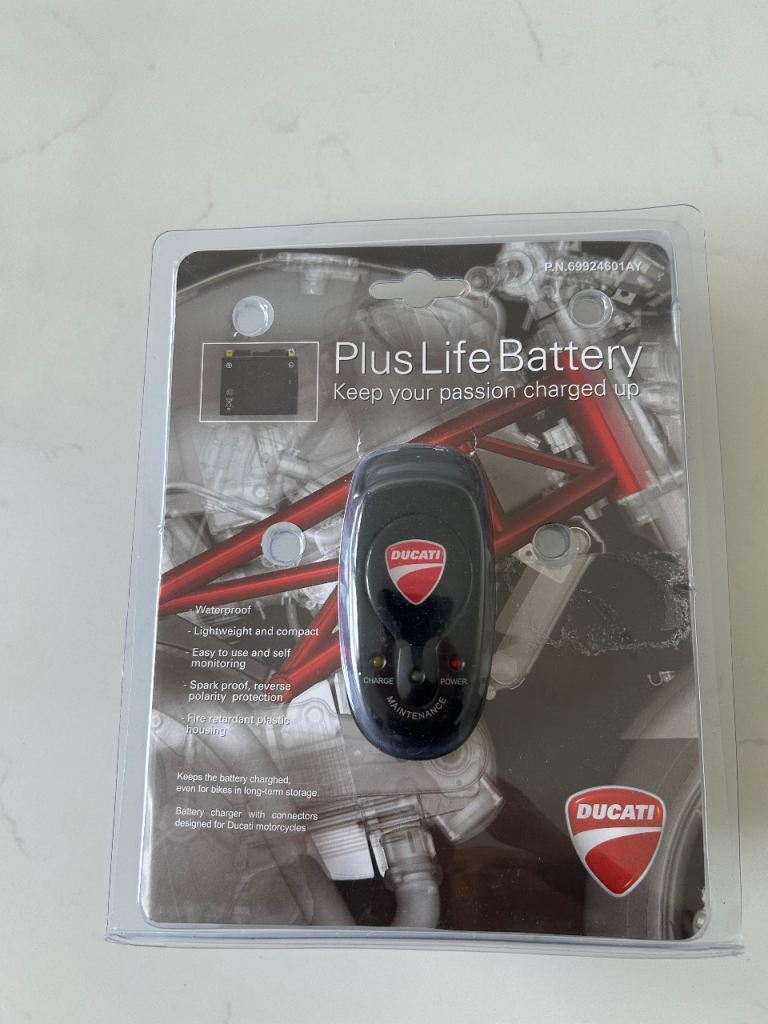 Ducati Plus Life Battery Charger