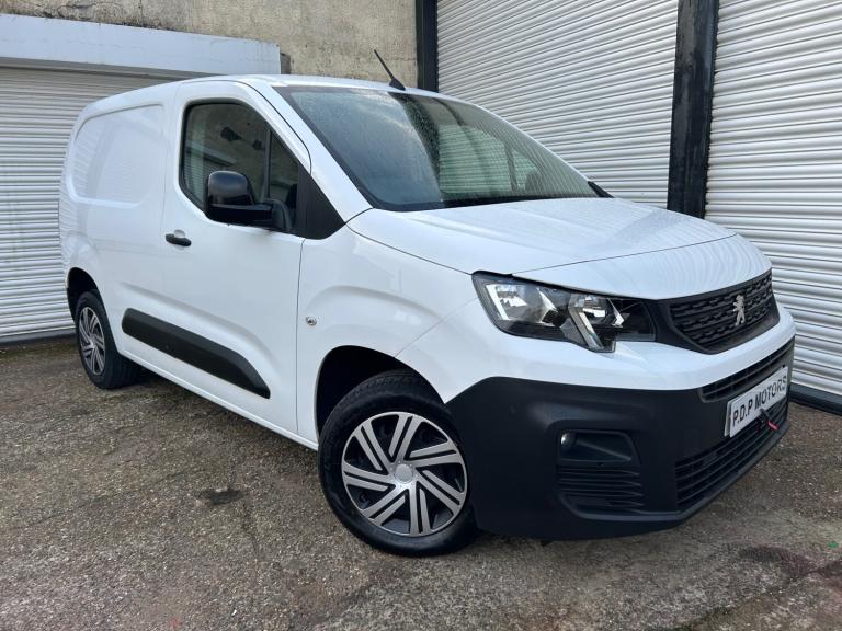 2022 Peugeot Partner 1000 1.5 BlueHDi 100 Professional Prem NO VAT PANEL VAN Diesel Manual