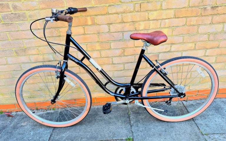 VIKING WESTMINSTER COMMUNITY CLASSIC LADIES BIKE MD FRAME 