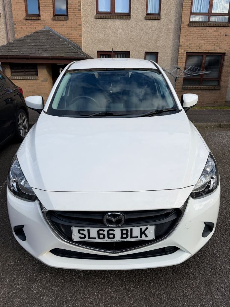 Mazda, 2, Hatchback, 2016, Manual, 1496 (cc), 5 doors