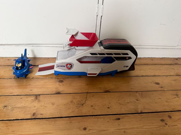 Paw Patrol Sea Patroller with Mini Vehicle
