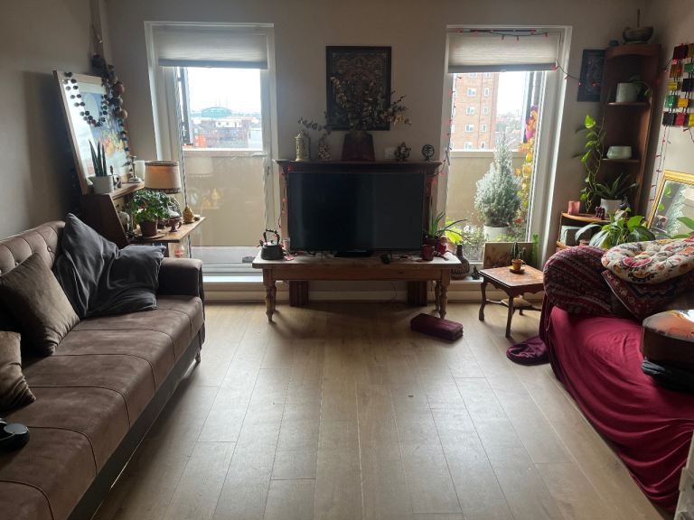 Double room for short-term lodging - no couples 