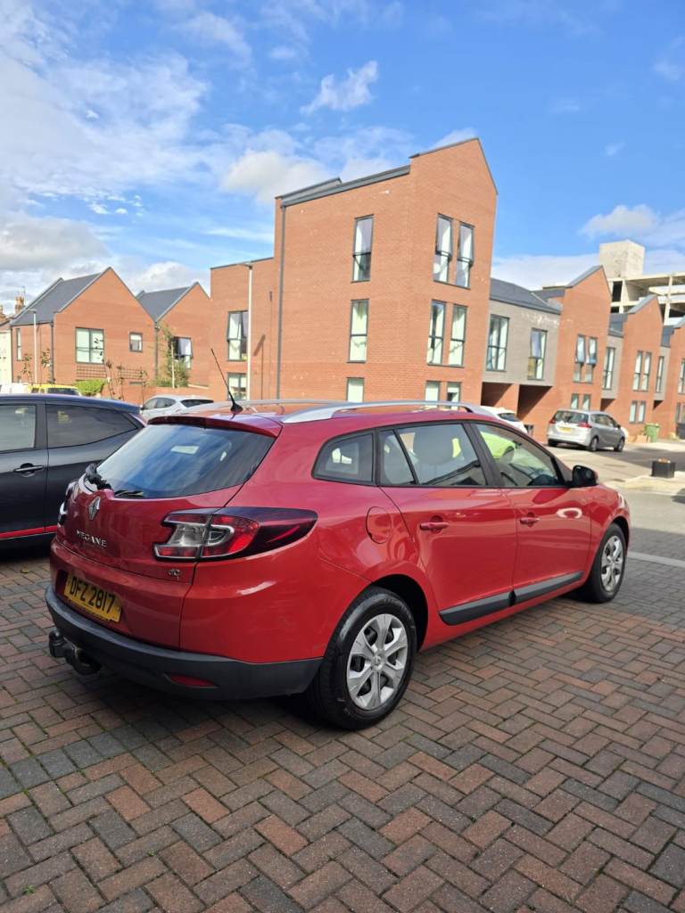 Renault, MEGANE, Estate, 2010, Manual, 1461 (cc), 5 doors