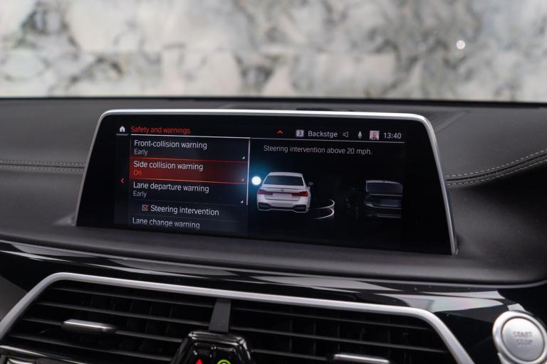  BMW 7 Series 3.0 745Le 12kWh M Sport Auto xDrive Euro 6 (s/s) 4dr Petrol/Electric Hybrid Automatic