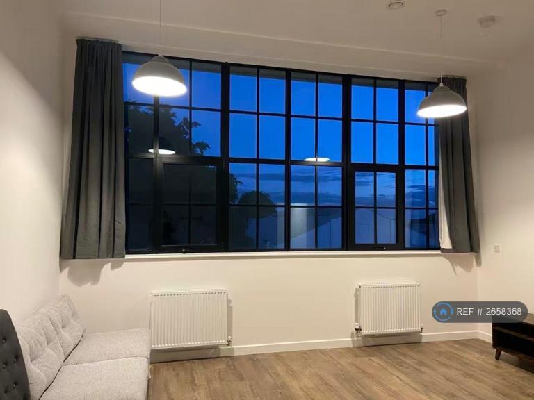 1 bedroom flat in Truscon House, Hayes, UB3 (1 bed) (#2658368)