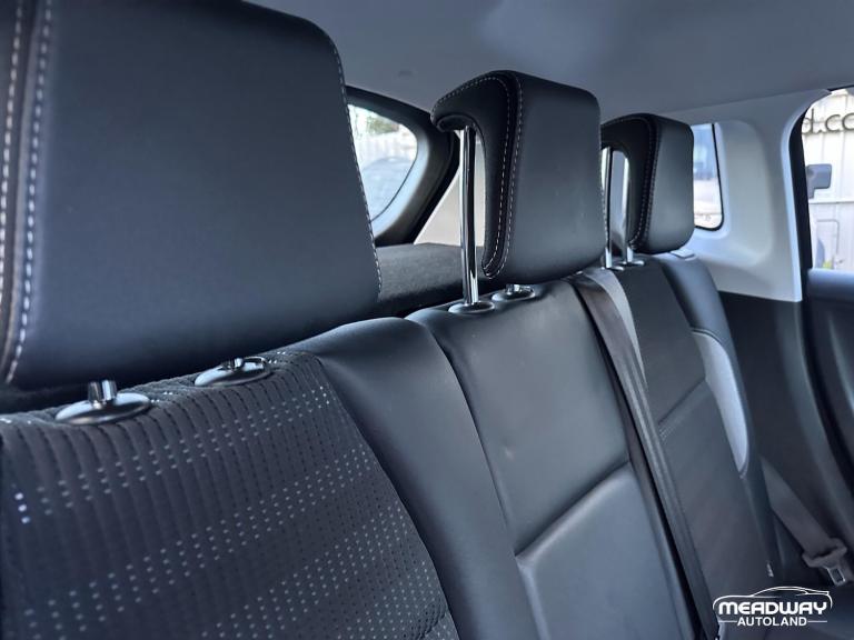 2016 Peugeot 2008 1.2 PureTech Allure 5dr ETG HATCHBACK PETROL Automatic