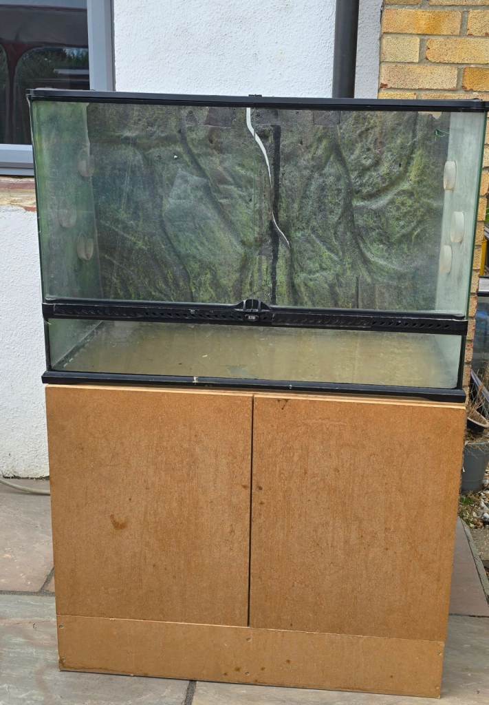 Reptile tank for sale