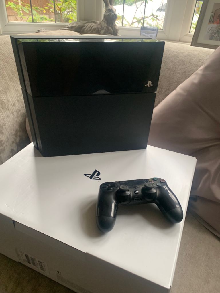 PlayStation 4 games console