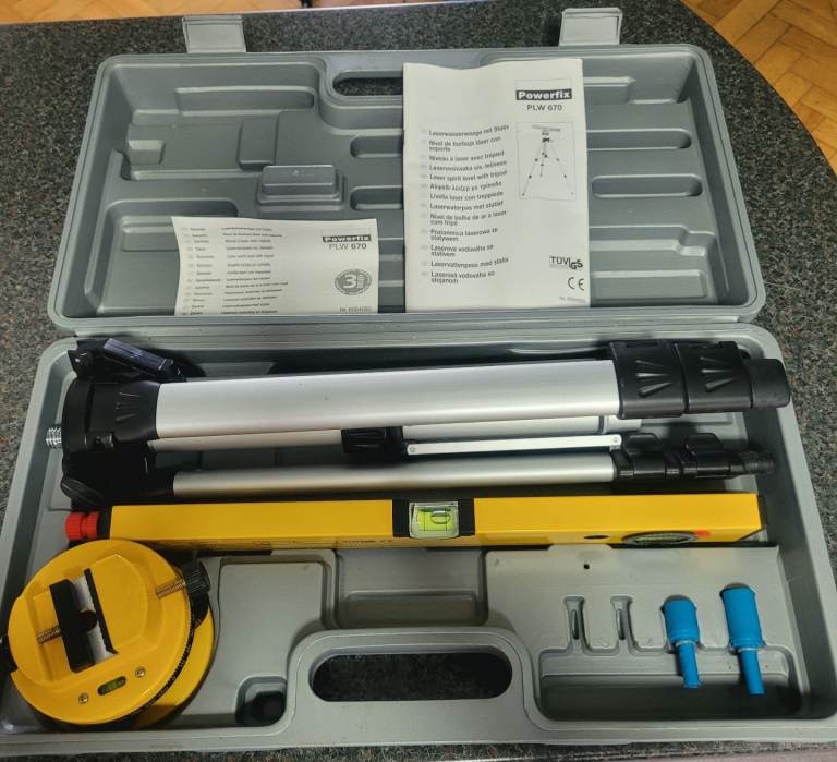 Brand New Power Fix PLW670 Lazer Level