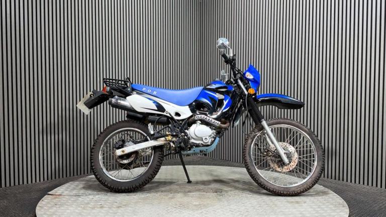 Atk MX POR APACHE 250 2008 ENDURO ROAD LEGAL FIELD BIKE 250CC PROJECT
