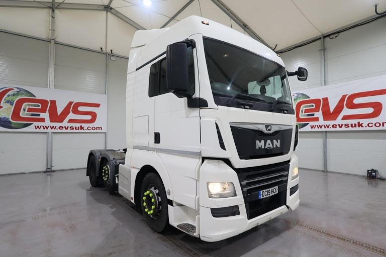2019 (19 PLATE) MAN TGX 26.500 6x2 Euro 6 Tractor Units