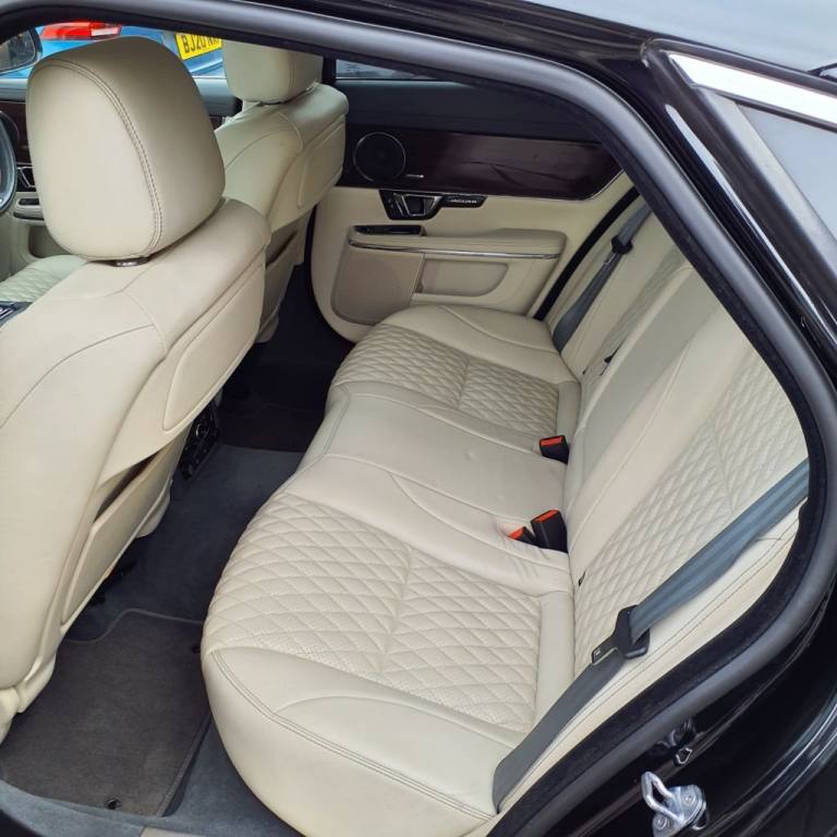 2018 68 JAGUAR XJ 3.0 D V6 PORTFOLIO 4D 296 BHP DIESEL