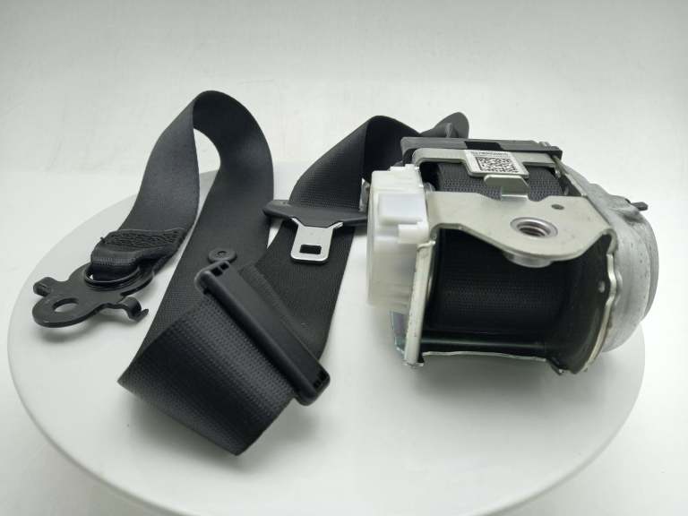 Bmw 5 Series Seat Belt (G30/G31) Front Right 2017-2023