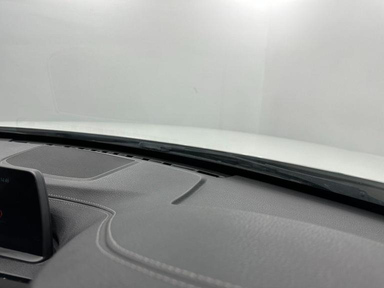 2017 BMW 3 Series 2.0 330e 7.6kWh Sport Auto Euro 6 (s/s) 4dr SALOON Petrol/Electric Hybrid Autom...